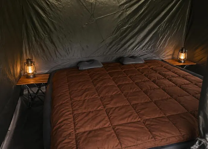 营地 Kayu Sari Bali Camp